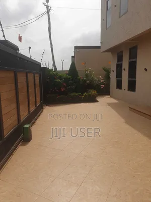 4bdrm House in Berry Homes, Amrahia for sale