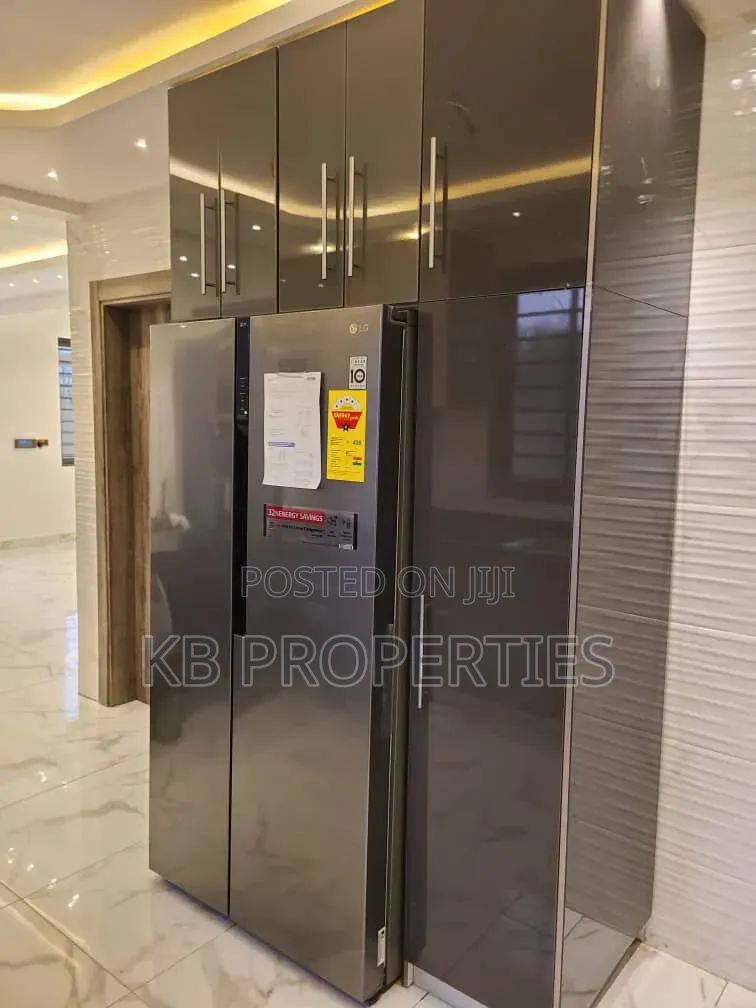 4bdrm Duplex in Kb Properties, American House for rent