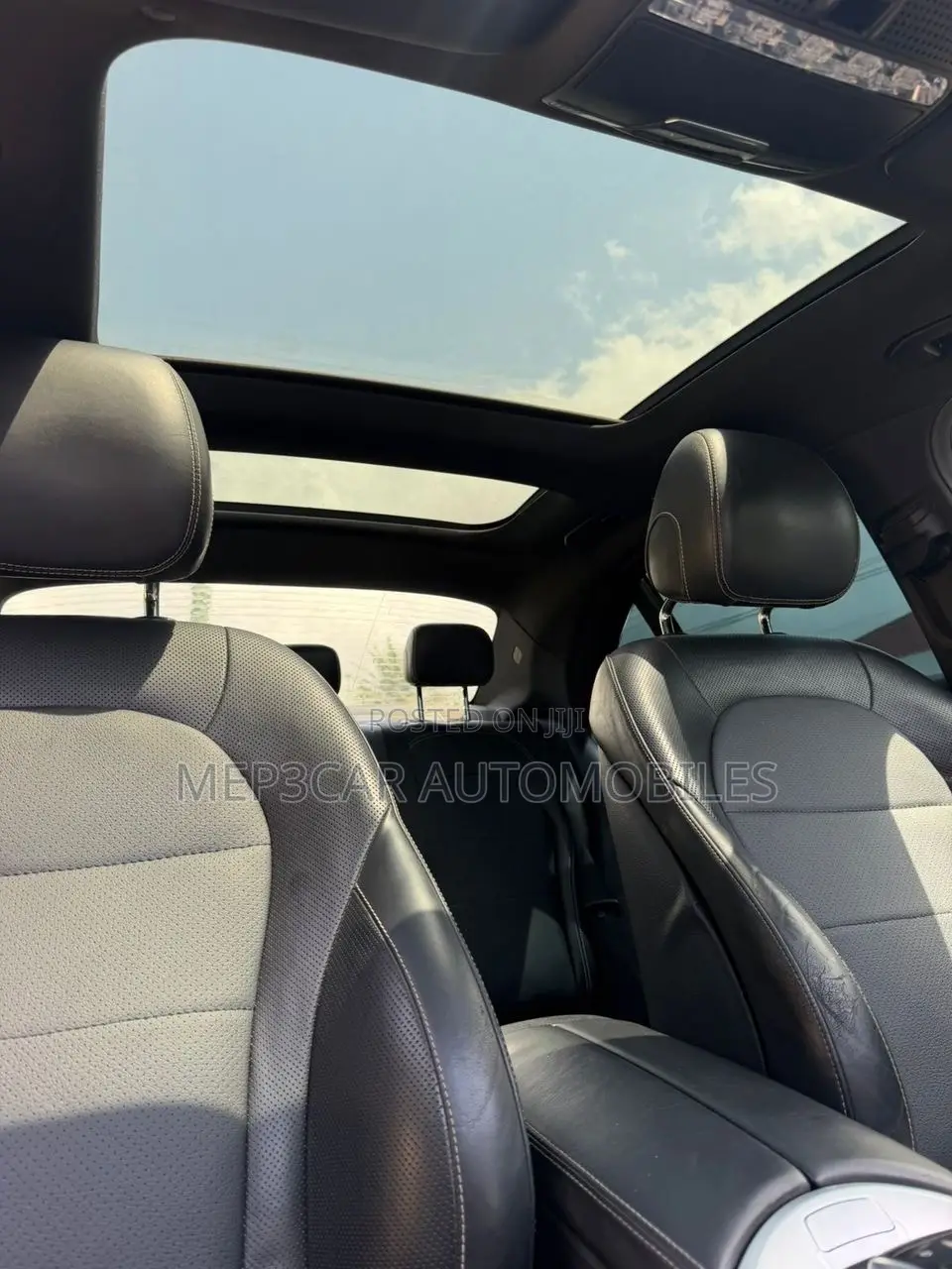 Mercedes-Benz C300 2019 Black