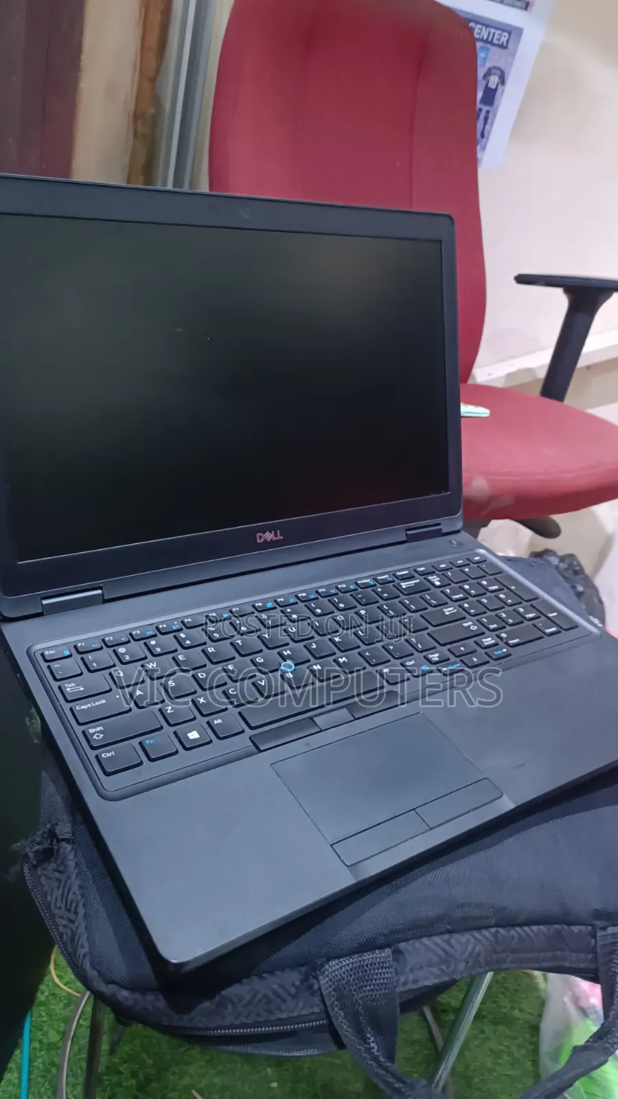Laptop Dell Latitude 5590 8GB Intel Core i5 HDD+SSD 500GB