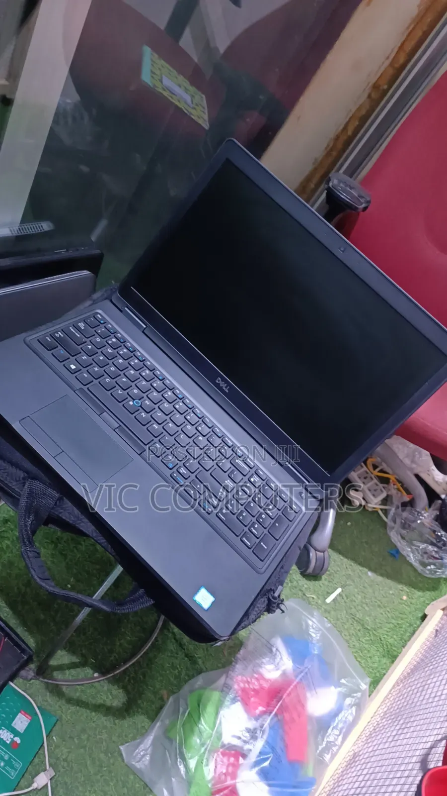 Laptop Dell Latitude 5590 8GB Intel Core i5 HDD+SSD 500GB
