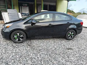 Kia Rio SX 4dr Sedan (1.6L 4cyl 6A) 2015 Green