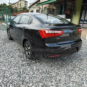 Kia Rio SX 4dr Sedan (1.6L 4cyl 6A) 2015 Green