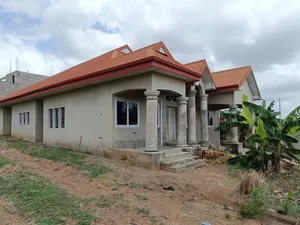 4bdrm House in Asuofia Kokoben, Kumasi Metropolitan for sale