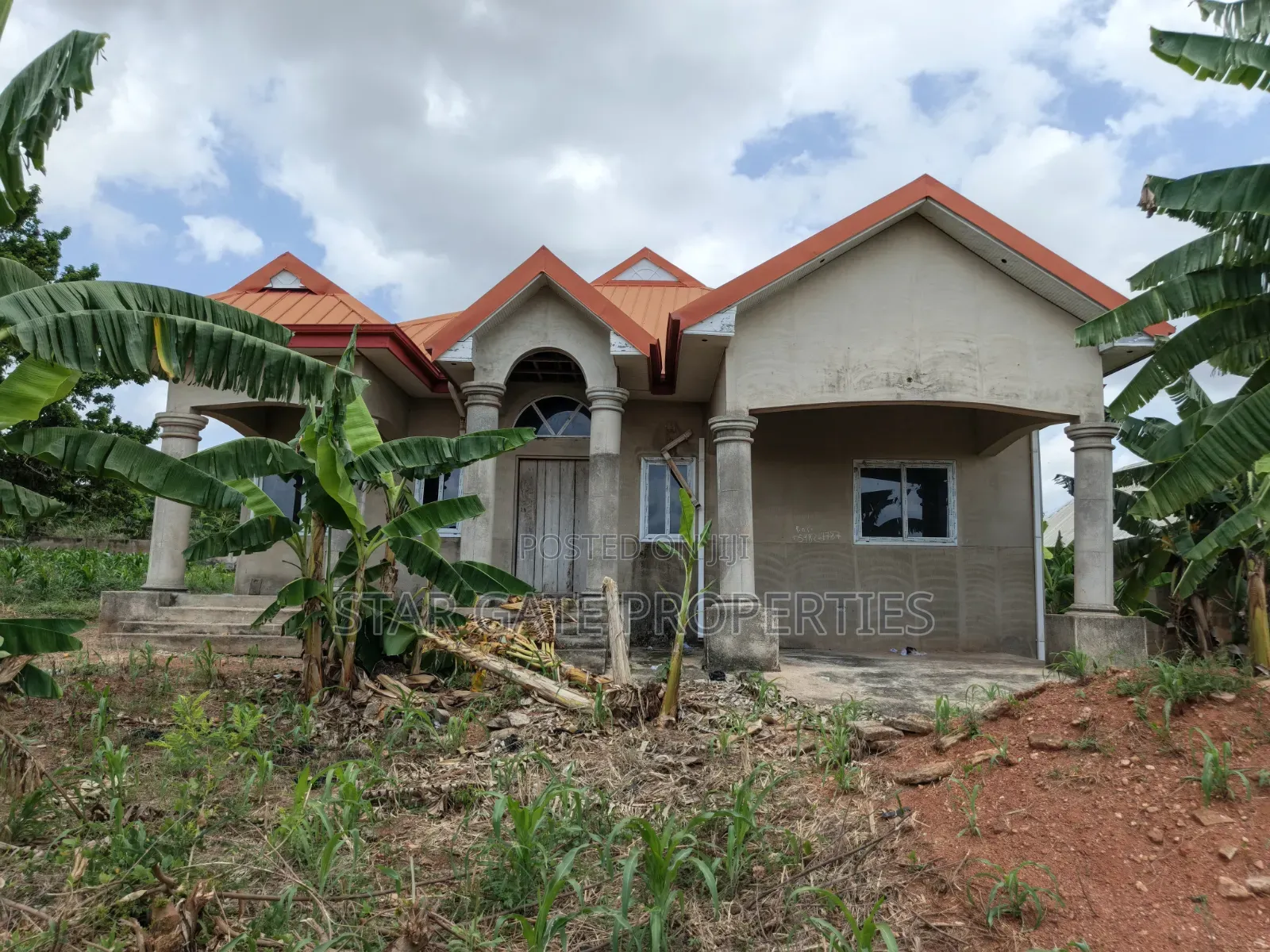 4bdrm House in Asuofia Kokoben, Kumasi Metropolitan for sale