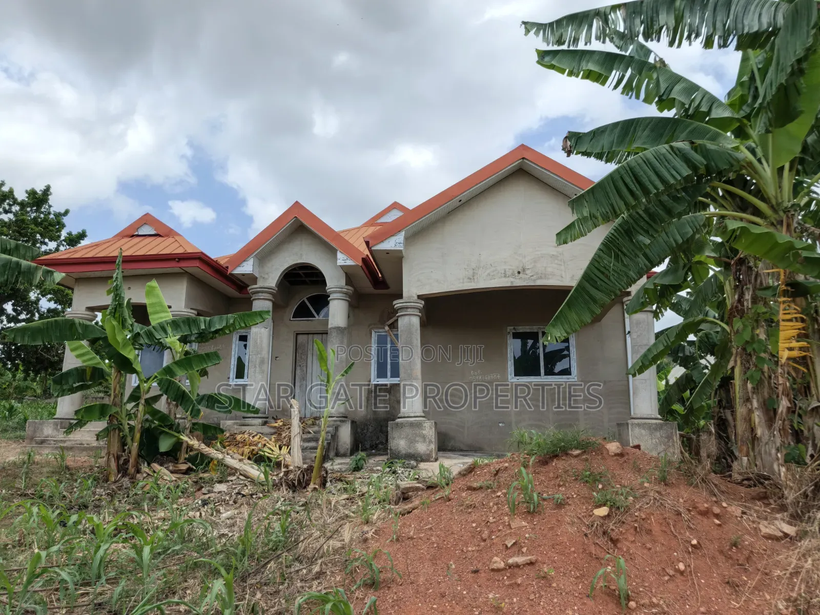 4bdrm House in Asuofia Kokoben, Kumasi Metropolitan for sale