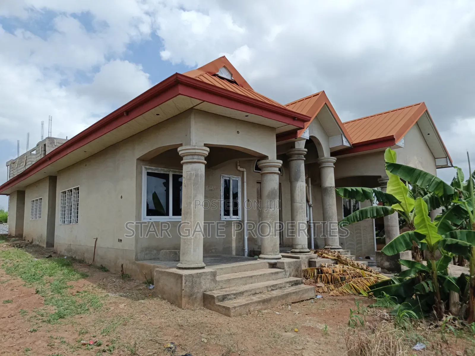 4bdrm House in Asuofia Kokoben, Kumasi Metropolitan for sale