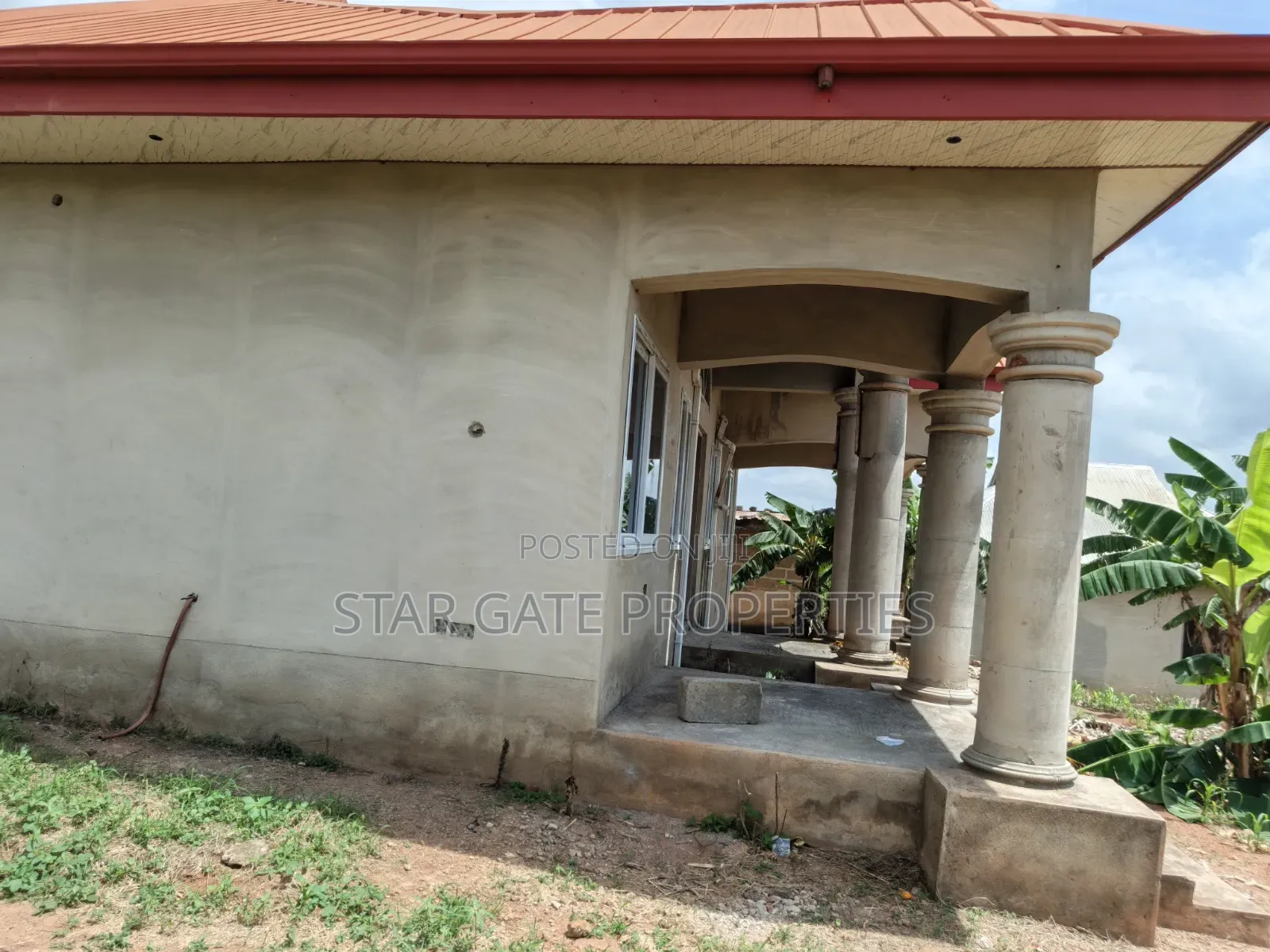 4bdrm House in Asuofia Kokoben, Kumasi Metropolitan for sale