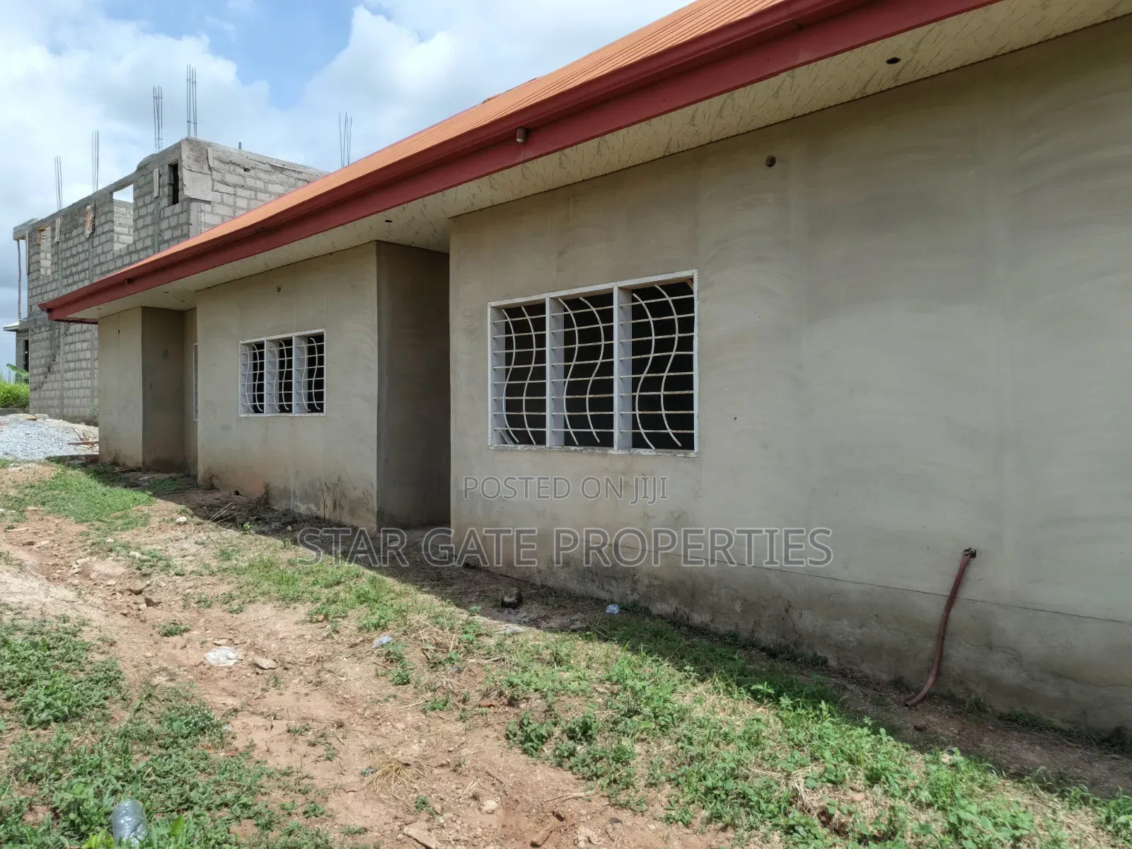 4bdrm House in Asuofia Kokoben, Kumasi Metropolitan for sale