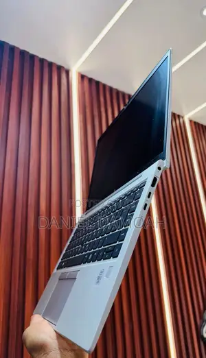 Laptop HP EliteBook 840 G7 8GB Intel Core i5 SSD 256GB