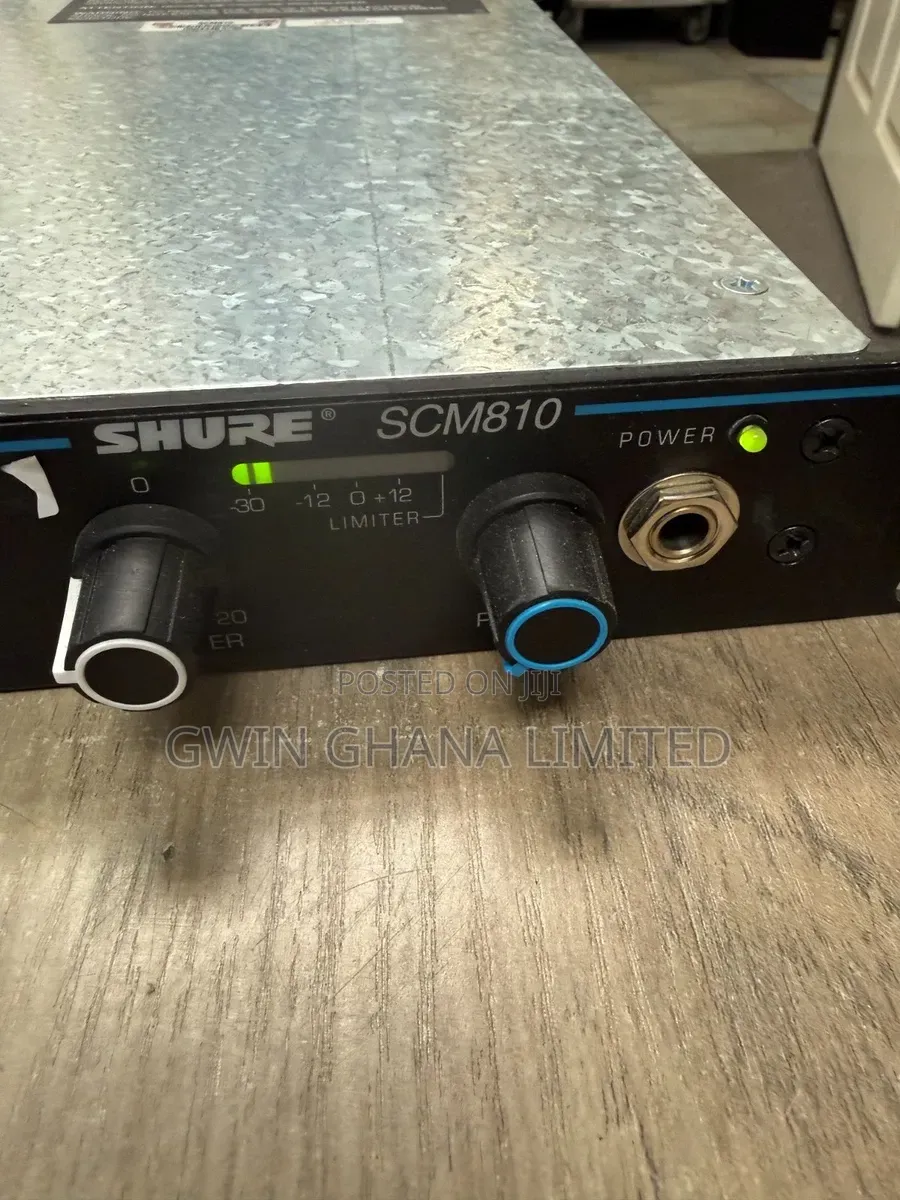 Shure Scm810 8 Channel Mic Mixer Microphone - Black