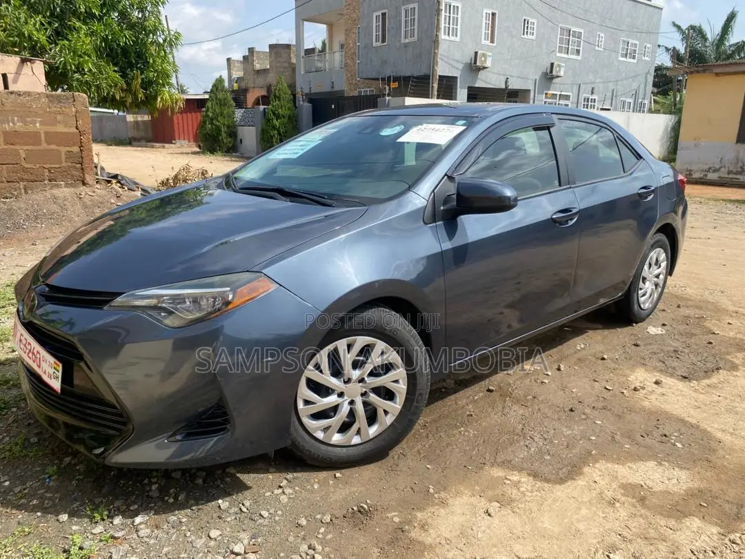 Toyota Corolla 2018 Black