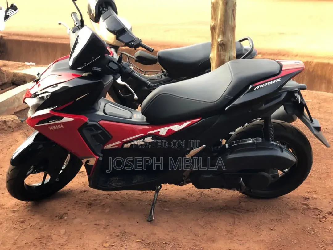 Yamaha 2025 Red