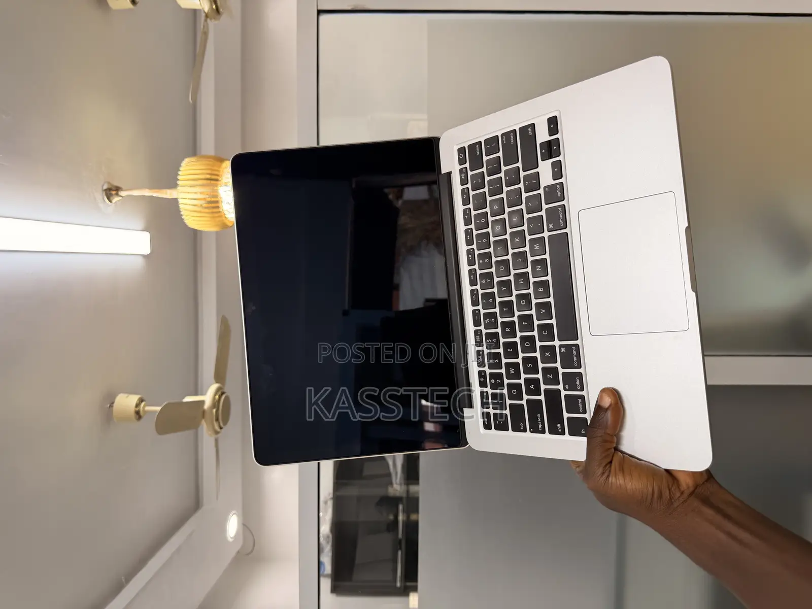 Laptop Apple MacBook Pro 2015 8GB Intel Core i5 SSD 256GB