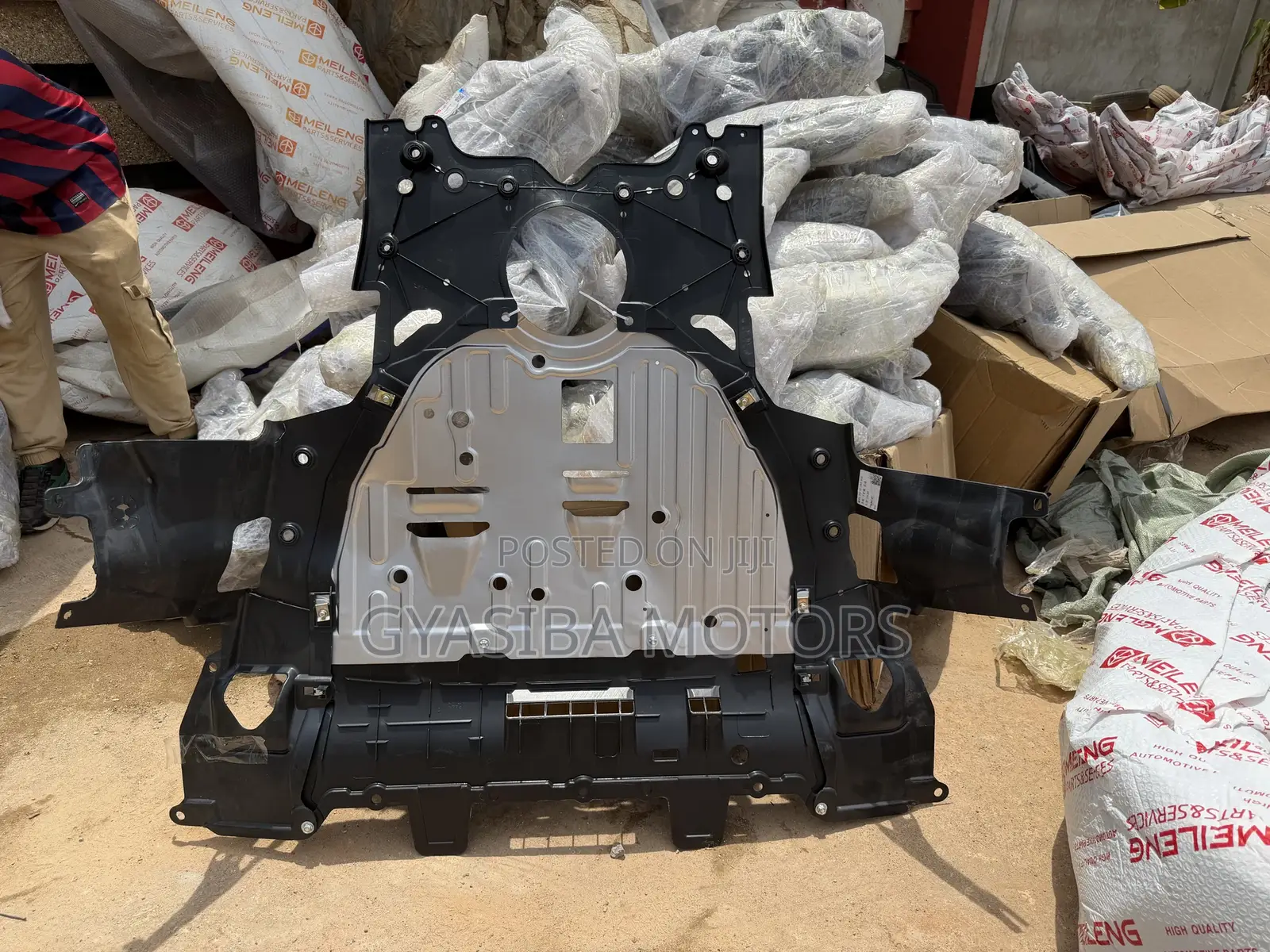 Honda Cr -v 2023 - 2025 Under Engine Cover
