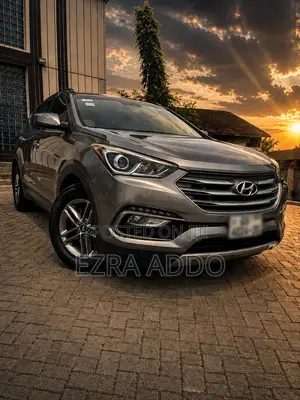 Hyundai Santa Fe Limited Ultimate AWD 2018 Silver