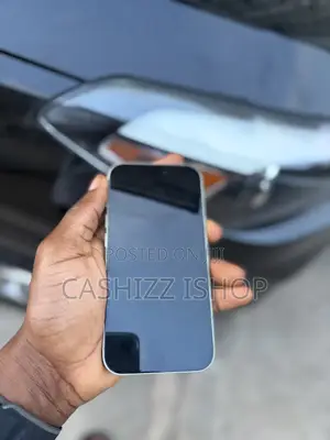 Apple iPhone 15 128 GB Green