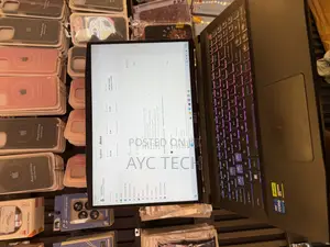 Laptop MSI Crosshair 17 16GB Intel Core i7 SSD 1T