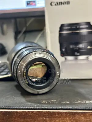 Canon 85mm 1.8 With Box and Hood