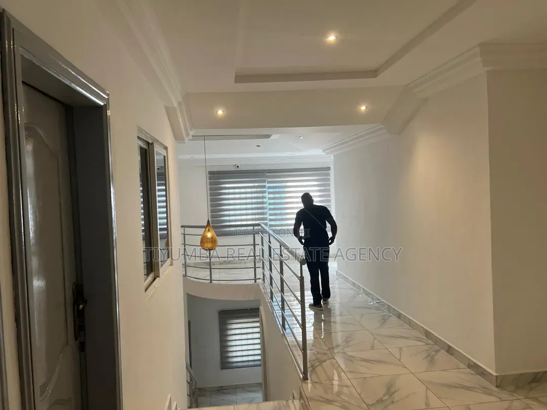 Furnished 5bdrm House in Tiyumba Real Estate, School Area for sale