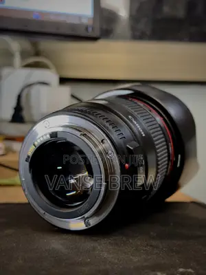 Canon 35 Mm 1.4