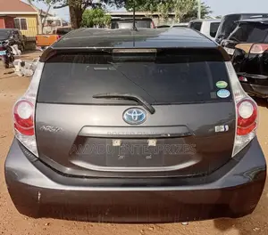 Toyota Aqua 2014 Gray