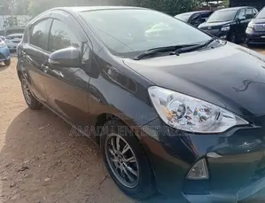 Toyota Aqua 2014 Gray