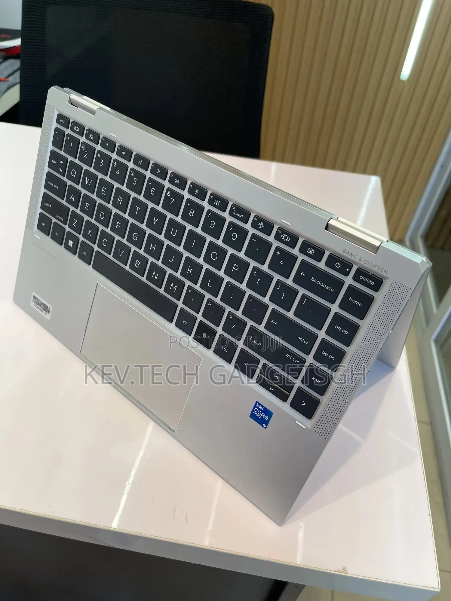 Laptop HP EliteBook 1040 G8 16GB Intel Core i5 SSD 512GB