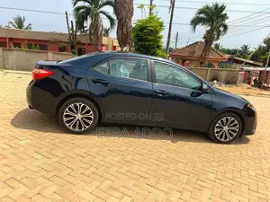 Toyota Corolla LE (1.8L 4cyl 2A) 2019 Black
