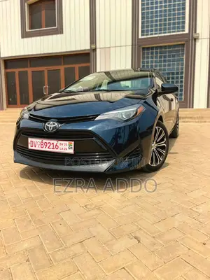 Toyota Corolla LE (1.8L 4cyl 2A) 2019 Black