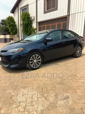 Toyota Corolla LE (1.8L 4cyl 2A) 2019 Black
