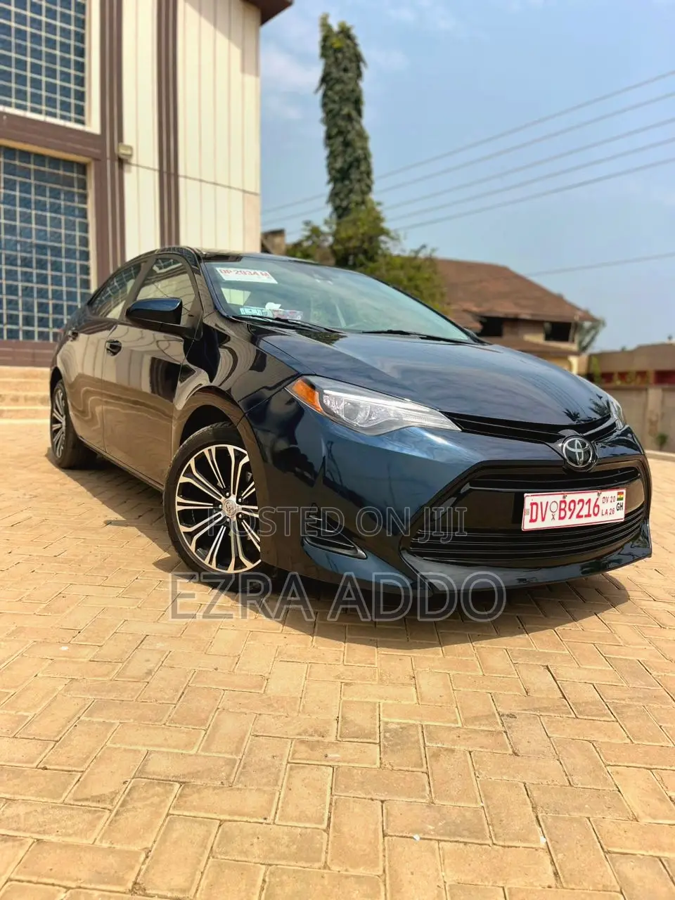 Toyota Corolla LE (1.8L 4cyl 2A) 2019 Black
