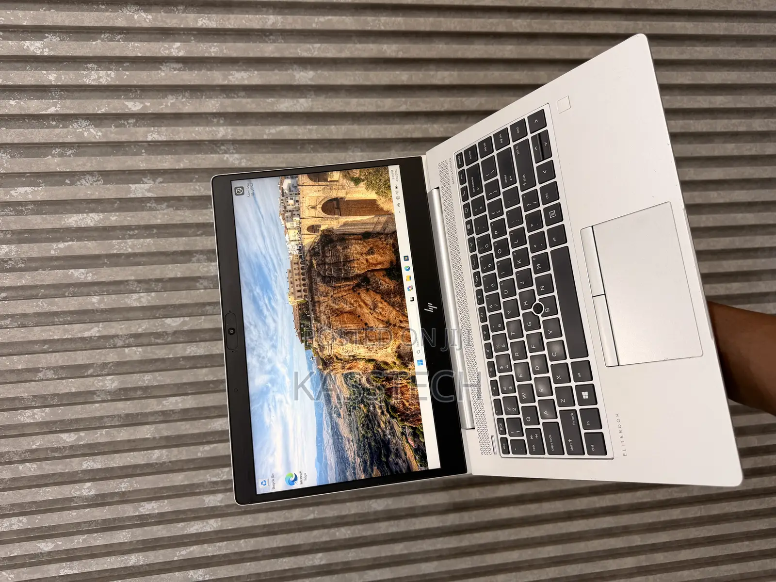 Laptop HP EliteBook 745 G6 8GB AMD Ryzen 5 SSD 256GB