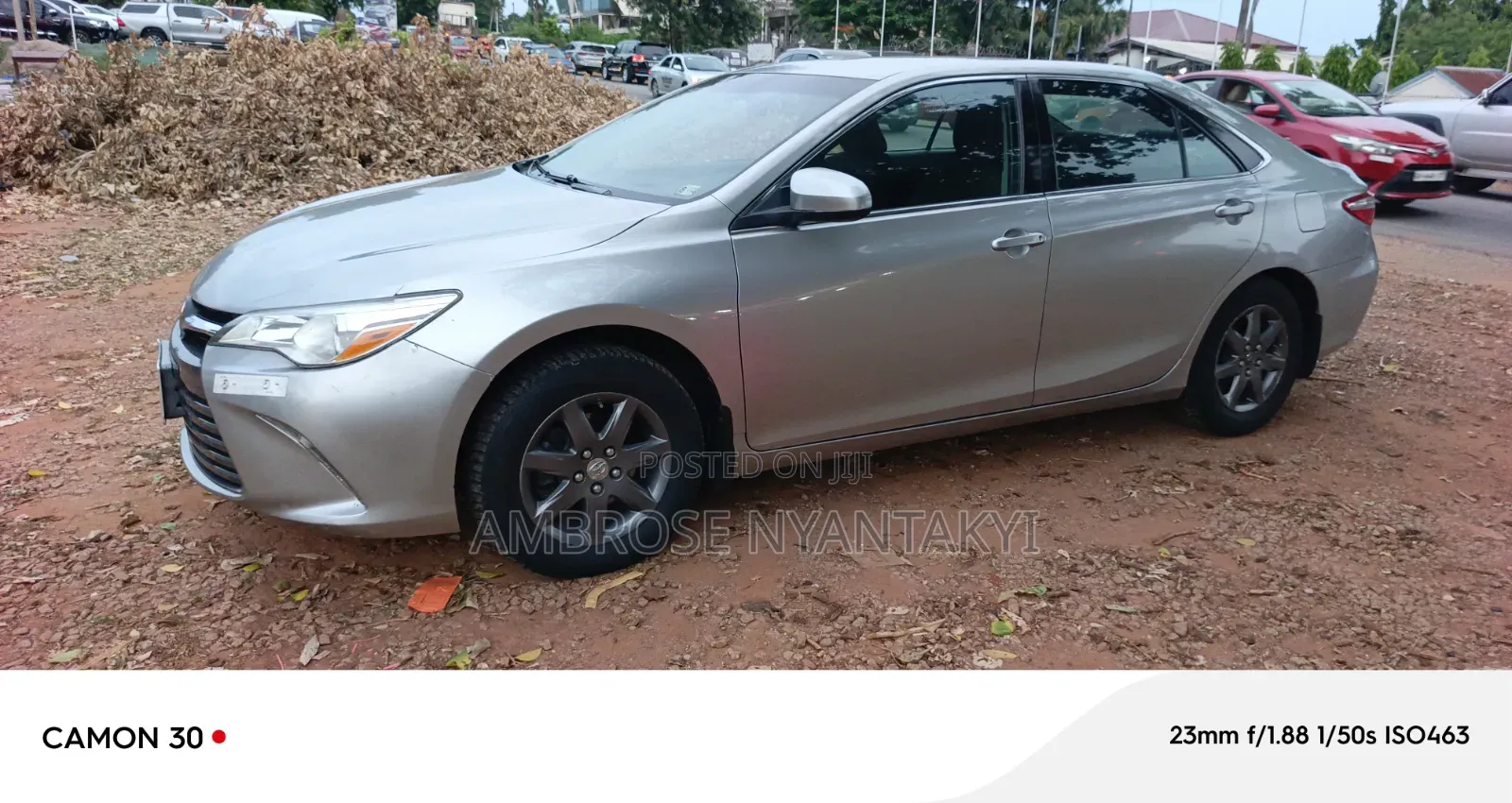Toyota Camry LE 4dr Sedan (2.5L 4cyl 6A) 2015 Silver