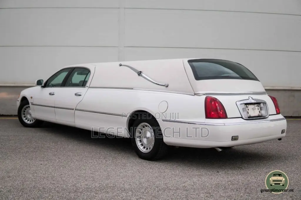 Hearse for Rentals Funeral (White)