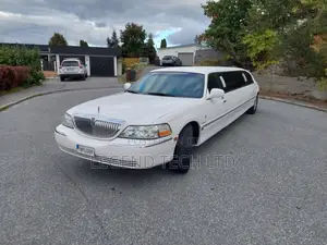 Hearse for Rentals Funeral (White)