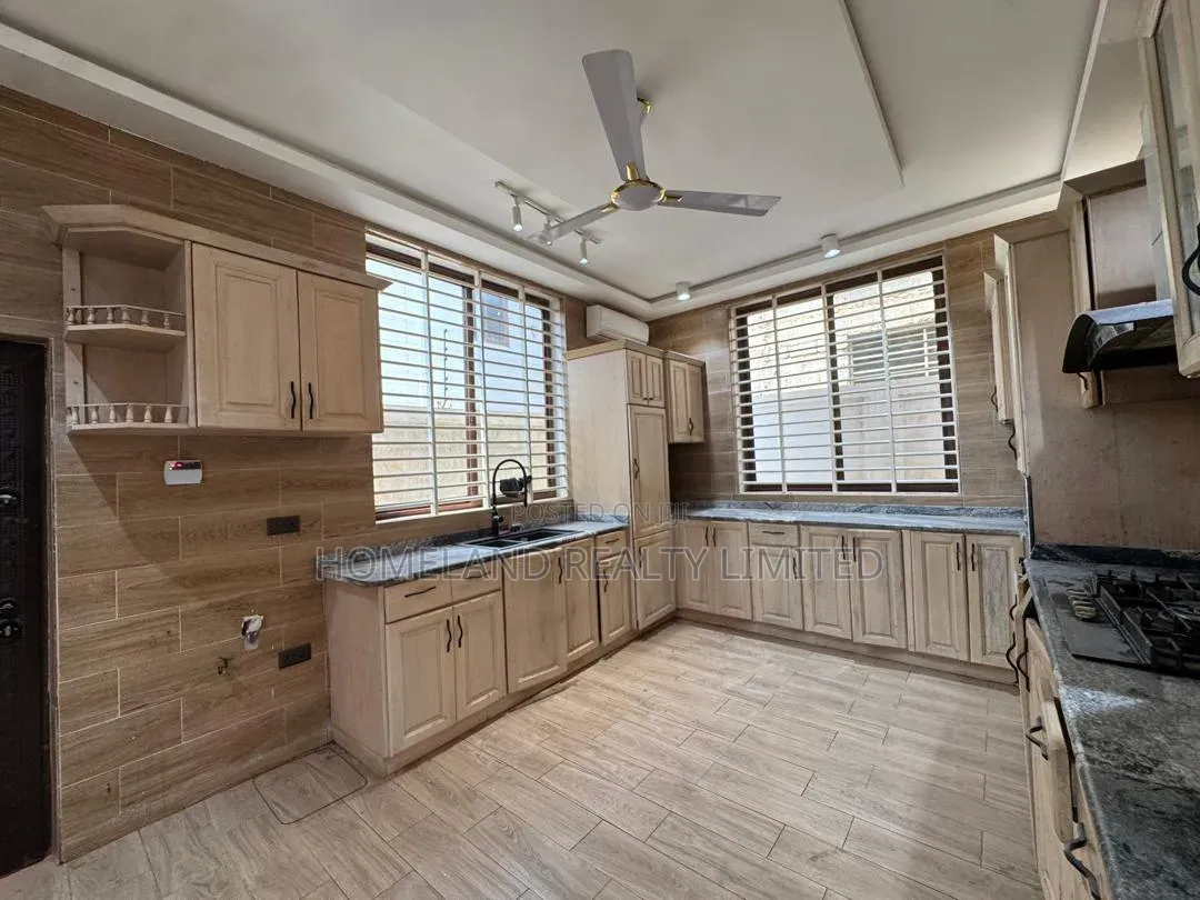 4bdrm Duplex in East Legon Hills, Accra Metropolitan for rent