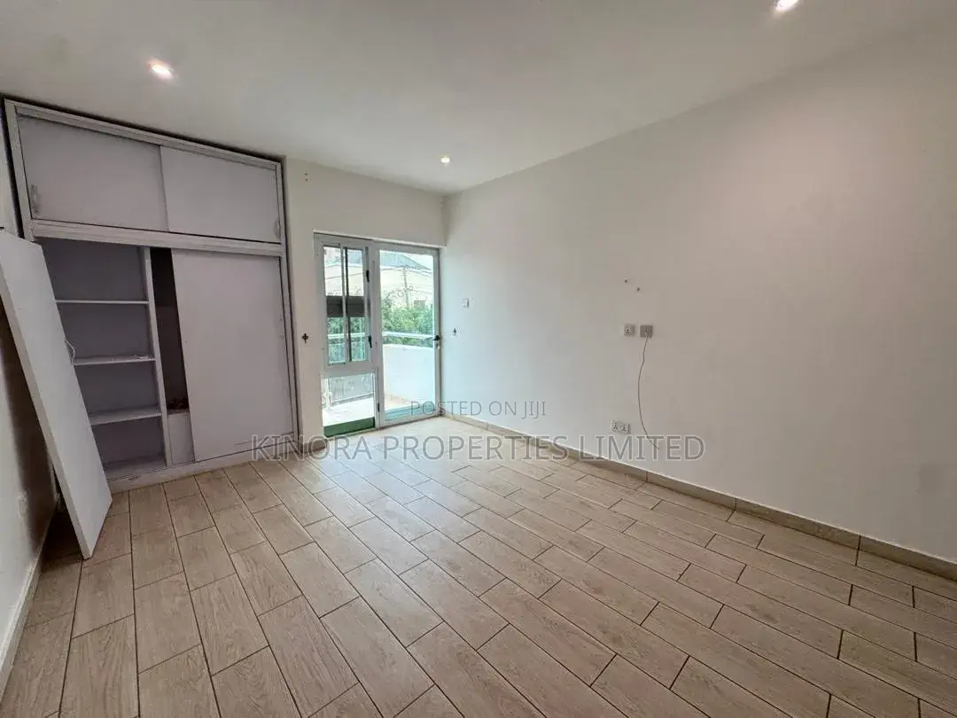 2bdrm Townhouse / Terrace in East Legon Hills, Accra Metropolitan