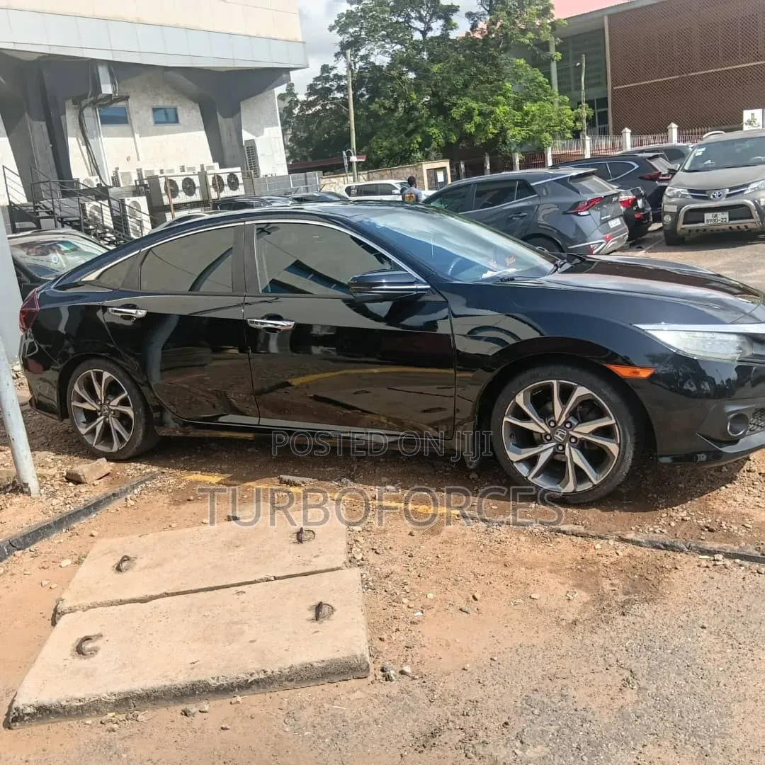 Honda Civic Touring 4dr Sedan (1.5L 4cyl) 2016 Black