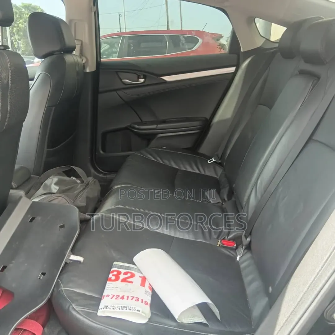 Honda Civic Touring 4dr Sedan (1.5L 4cyl) 2016 Black