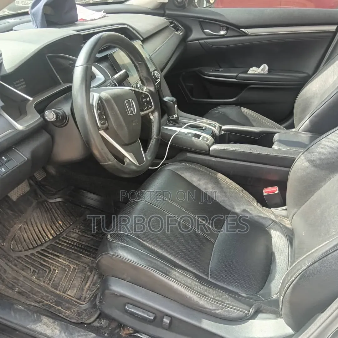 Honda Civic Touring 4dr Sedan (1.5L 4cyl) 2016 Black