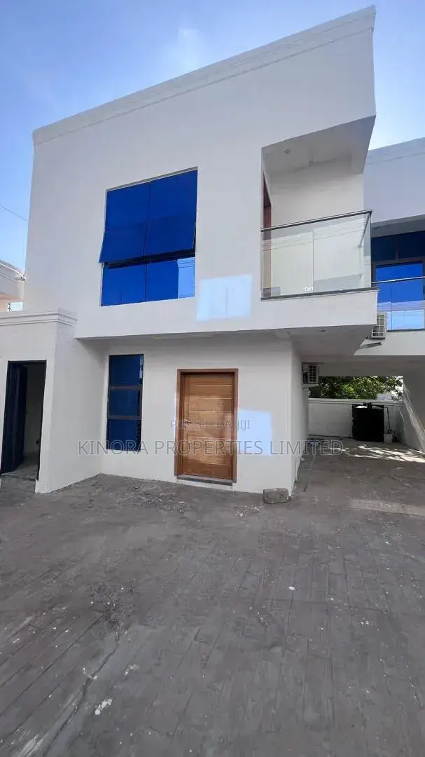 3bdrm Townhouse/Terrace in School Junction for sale