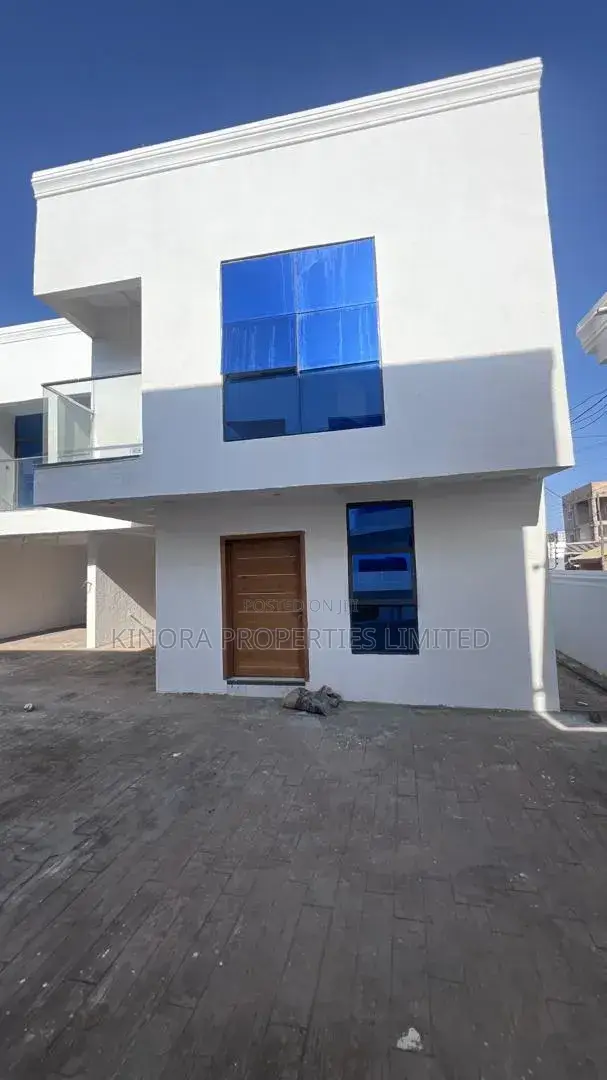 3bdrm Townhouse/Terrace in School Junction for sale