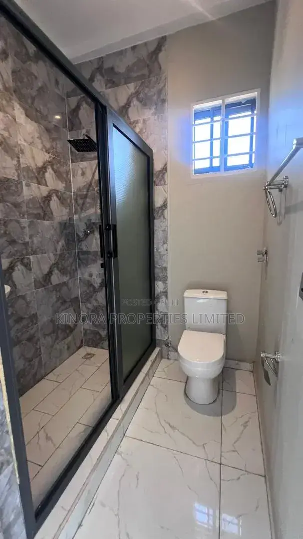 3bdrm Townhouse/Terrace in School Junction for sale