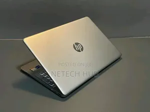 New Laptop HP Pavilion 15 8GB Intel Core i5 SSD 256GB