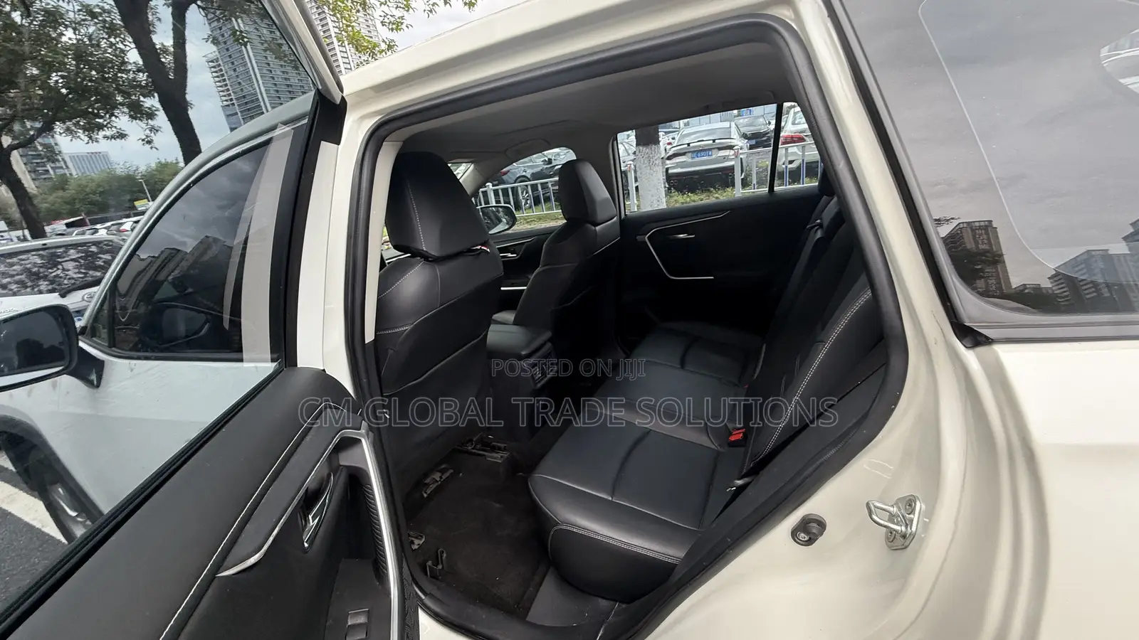Toyota RAV4 2020 White