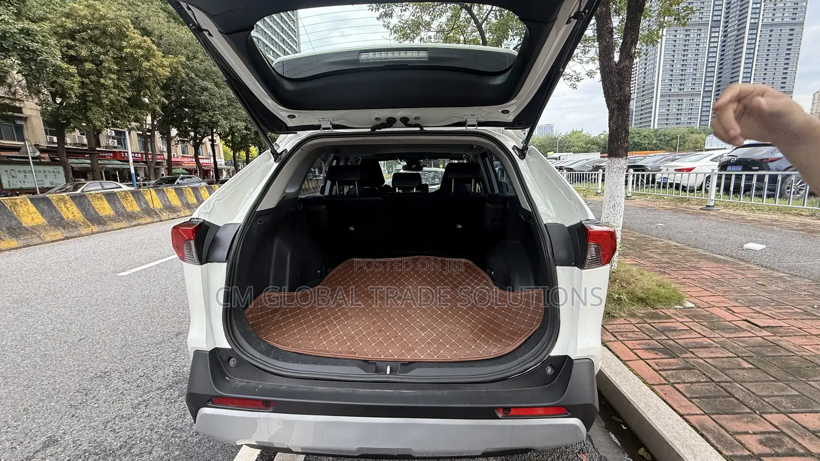Toyota RAV4 2020 White