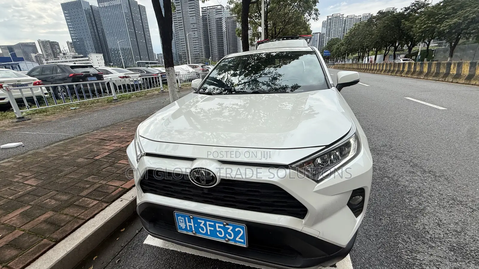 Toyota RAV4 2020 White
