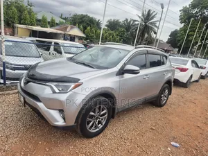 Toyota RAV4 2017 Silver