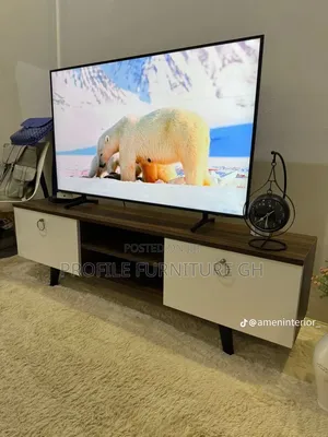 Foreign Wood Work *5 Feet Long Tv Stand*